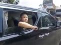 Viral! Pria Di Mobil Alphard Maki Polisi Gegara Pengalihan Arus Lalu Lintas