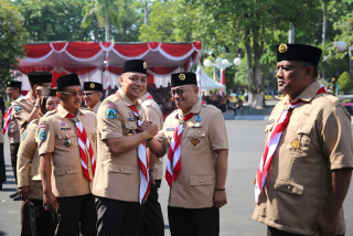 Baca juga : Eri Cahyadi Resmi Dilantik sebagai Ketua Majelis Pembimbing Cabang Pramuka Kota Surabaya