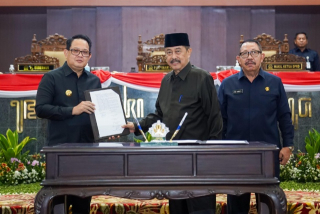 Resmi! DPRD dan Pemprov Jatim Sahkan Perubahan APBD 2024, Program ini Bakal Dieksekusi