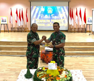 HUT ke-79 TNI, Danbrigif 9/2 Kostrad La Ode Muhammad Nurdin Resmi Naik Pangkat Kolonel