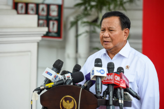 Baca juga : Prabowo Targetkan Ekonomi RI 8 Persen, Kementerian ESDM: Pasokan Listrik Lebih Besar