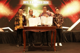 Bank Jatim Teken Shareholder Agreement dengan Pemprov dan Bank Lampung