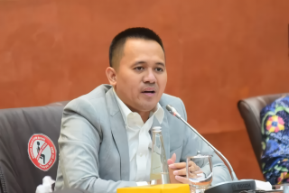 Legislator Jatim Mufti Anam Minta Pemerintah Perkuat Koperasi agar Masyarakat tak Terjerat Pinjol