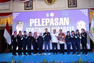 Wali Kota Surabaya Eri Cahyadi Lepas Kontingen PORWAPROV 2024, Targetkan Sabet Juara Umum