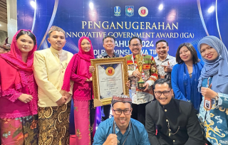 Pemkot Surabaya Raih Peringkat Pertama Kota Terinovatif di Ajang Innovative Government Award 2024