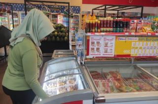 Tingkatkan Daya Saing, Produk Lokal dan UMKM Probolinggo Dipasarkan di Gerai Alfamidi Super