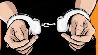 Baca juga : Debt Collector yang Keroyok Pengacara Ditangkap Polrestabes Surabaya