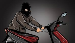 Baca juga : Pelaku Curanmor Dihajar di Banyu Urip Lor Surabaya Dihajar Massa