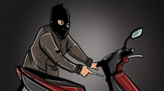 Baca juga : Pelaku Curanmor di Surabaya Semakin Pintar, Sepeda Motor Keyless dan Gembok Cakram Bisa Dicuri