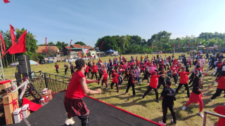Meriahkan Bulan Bung Karno, PDI Perjuangan Kabupaten Probolinggo Gelar Fun Walk