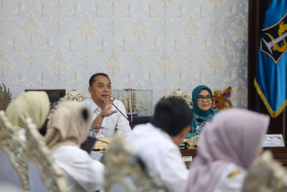 Baca juga : Aplikasi Sayang Warga dan Kolaborasi Kuat Surabaya Tekan Stunting Drastis