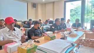 Baca juga : Ratusan Juru Parkir Geruduk DPRD Surabaya, Adukan Outlet Mie Gacoan