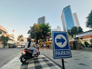 Baca juga : Pemkot Surabaya Targetkan Seluruh Parkir TJU Non-Tunai Akhir Februari 2026