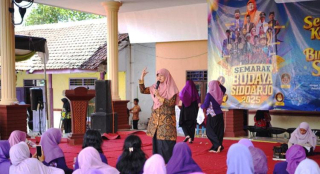 Baca juga : Reni Astuti Ajak Anak Desa Lestarikan Budaya Lewat Batik Jumputan: Bakat Tak Mengenal Batas
