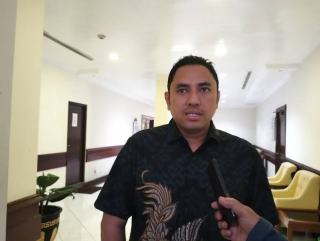 Pemkot Surabaya Siapkan Rp71,5 Miliar Beasiswa untuk 16 Ribu Pelajar, DPRD Apresiasi Komitmen Bangun SDM Unggul