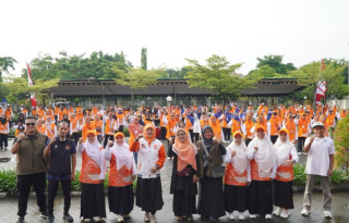 Baca juga : Reni Astuti Dorong Penguatan Program Kesehatan Publik Lewat Senam Lansia di Surabaya