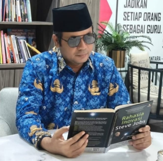 Baca juga : Hari Guru Nasional 2025, Gus Firman : Momentum Untuk Meningkatkan Kesejahteraan dan Perlindungan Hukum