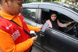Bayar Parkir Non-tunai Ditolak Jukir, Wali Kota Eri: Laporkan ke Satgas Anti-Preman