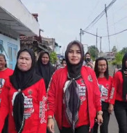 Sarinah PDIP Surabaya Kawal Perbaikan Rutilahu Warga Kapasari