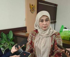 Ajeng Wira Wati Dorong Optimalisasi Beasiswa Penghafal Kitab Suci di Surabaya