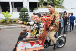Wakil Ketua DPRD Surabaya : Becak Listrik Bantuan Presiden Prabowo Dilarang Diperjualbelikan dan Dimodifikasi
