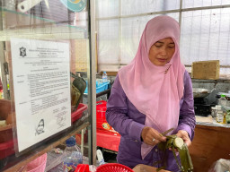 Baca juga : Targetkan 5.250 UMKM di 2026, Dinkopumdag Surabaya Fokus Tingkatkan Omzet dan Kualitas Produk