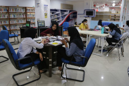 Kunjungan Perpustakaan di Surabaya Capai 474 Ribu Sepanjang 2025, Dispusip Perkuat Layanan Keliling dan Digital
