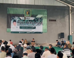 Serunya Bukber Bersama Anggota DPRD Surabaya, Suasananya Hangat dan Kekeluargaan