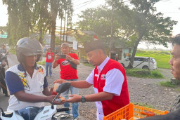 LIRA Probolinggo Bagikan 1.000 Takjil dan Bentuk Satgas Pengawas Makan Bergizi Gratis