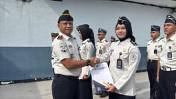 Rutan Gresik Laksanakan Penyematan Tanda Kenaikan Pangkat, Wujud Apresiasi atas Dedikasi dan Kompetensi Pegawai