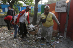 Baca juga : Pemkot Surabaya Tambah 1.800 Tongbin untuk Cegah Penumpukan Sampah