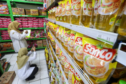 Antisipasi Kenaikan Harga Plastik, Pemkot Surabaya Siapkan Pendampingan UMKM dan Alternatif Kemasan