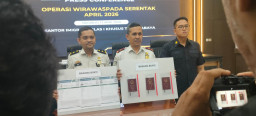 3 WNA China yang Nyamar Jadi Wisatawan Ditangkap Imigrasi Surabaya