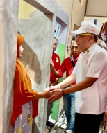 Warga Curhat Atap Rumah Rusak Saat Reses, Legislator PDI Perjuangan ini Langsung Turun Lokasi