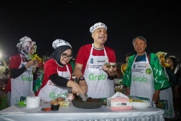 Baca juga : Festival Rujak Uleg 2026 Jadi Magnet Wisata, Warga dari Berbagai Daerah Serbu Surabaya