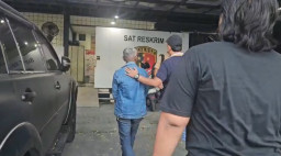Unit Reaksi Cepat Satreskrim Polres Pelabuhan Tanjung Perak Amankan Pelaku Pencurian Tiang Rambu di Surabaya
