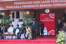 Baca juga : Pemkot Surabaya Gelar Upacara Hari Lahir Pancasila 2026, Wawali Armuji: Pancasila adalah Jangkar Moral Bangsa