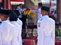 Gubernur Jatim Khofifah Pimpin Upacara, Peringatan HUT RI ke-76 Berlangsung Khidmat