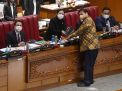 UU Cipta Kerja, Airlangga: Salary Tidak Turun, Waktu Kerja seperti UU