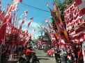 Jelang HUT RI ke-76, Kampung Bendera Surabaya mulai Bergeliat Diserbu Pembeli