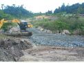 Baca juga : Jalan Akses Lokasi Tambang Diduga Dirusak Sekelompok Orang, PT TGM Tempuh Jalur Hukum