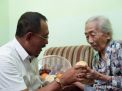 Wakil Walikota Armuji Sambangi Mbah Supartini Yang Berusia 100 Tahun