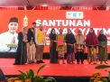 Baznas Surabaya Salurkan 4.000 Paket Sembako dan 99 Bantuan Rombong untuk Keluarga Miskin
