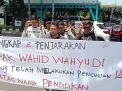 GAS Jatim Demo Minta Tangan Kanan Khofifah Ditangkap