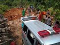 Ibu dan Anak Ditemukan Jadi Korban Meninggal akibat Longsor Nganjuk