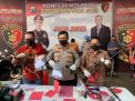Guru SMP di Malang Rakit Tujuh Senpi dan Simpan Ratusan Butir Peluru