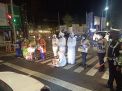 Demi Prokes, Satlantas Sidoarjo Bawa Pocong ke Mal dan Simpang Jalan