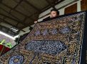 Berbekal Lem Dan Kertas, Pria Tulungagung Ciptakan Kaligrafi Indah