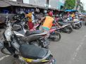 Banyak Pelanggan Parkir di Gresik Belum Memiliki Kartu E-Parkir