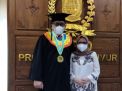Sekretaris DPRD Jatim Raih Gelar Doktor Ilmu Sosial Unair